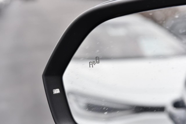 Volkswagen Atlas Cross Sport Vehicle Image 09