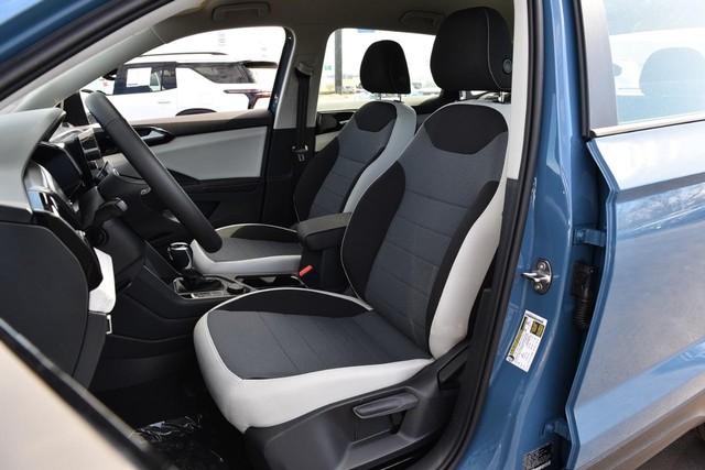 Volkswagen Taos Vehicle Image 19