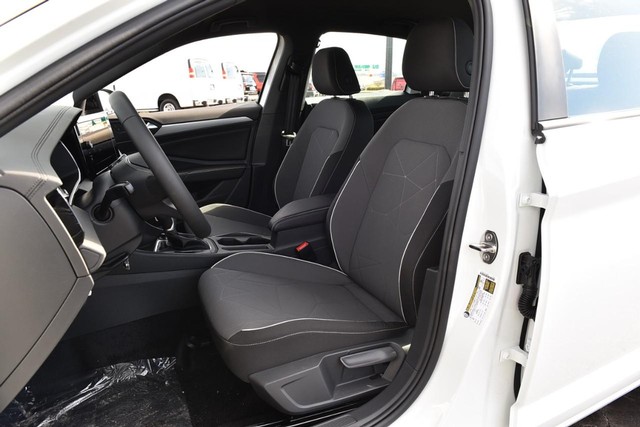 Volkswagen Jetta Vehicle Image 19