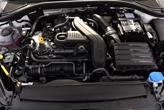 Volkswagen Jetta Vehicle Image 23