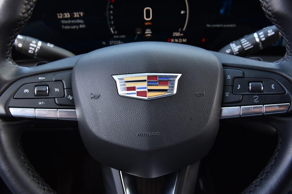 Cadillac XT4 Vehicle Full-screen Gallery Image 19