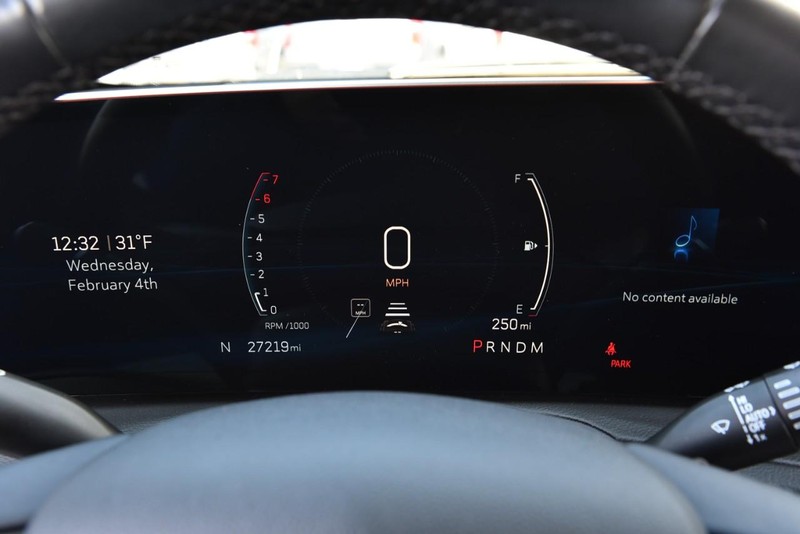 Cadillac XT4 Vehicle Full-screen Gallery Image 13