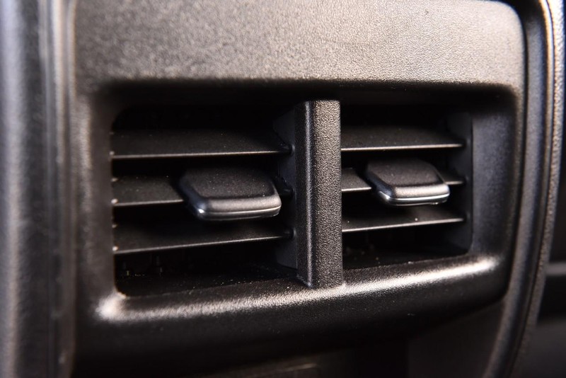 Cadillac XT4 Vehicle Full-screen Gallery Image 23