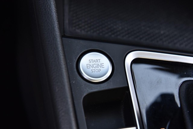 Volkswagen Jetta Vehicle Image 17