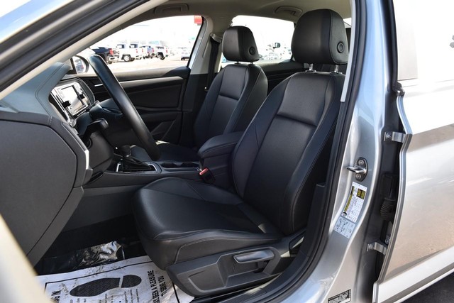 Volkswagen Jetta Vehicle Image 20