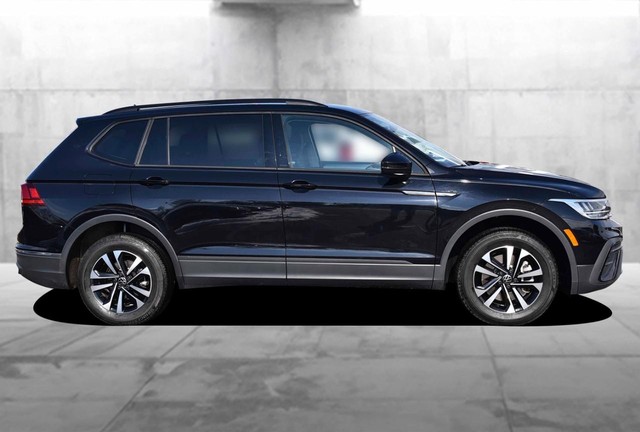 Volkswagen Tiguan Vehicle Image 05
