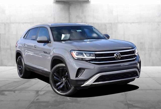 Volkswagen Atlas Cross Sport Vehicle Image 02