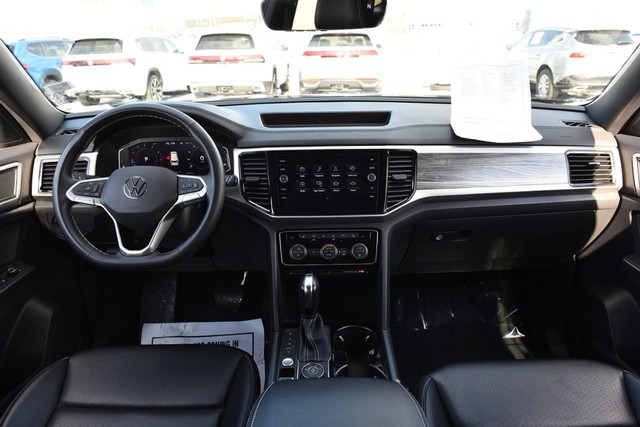 Volkswagen Atlas Cross Sport Vehicle Image 07