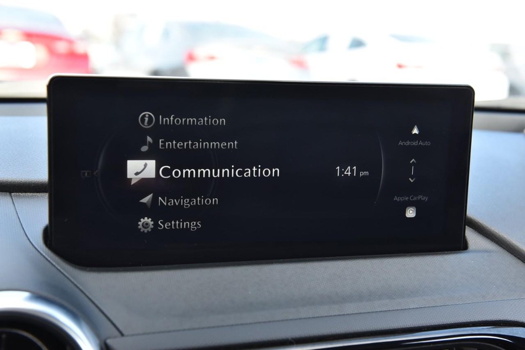 Mazda MX-5 Miata RF Vehicle Full-screen Gallery Image 14