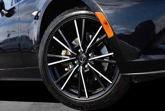 Mazda MX-5 Miata RF Vehicle Image 03