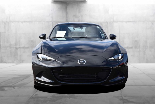 Mazda MX-5 Miata RF Vehicle Image 04