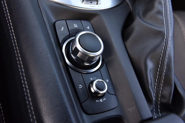 Mazda MX-5 Miata RF Vehicle Image 18