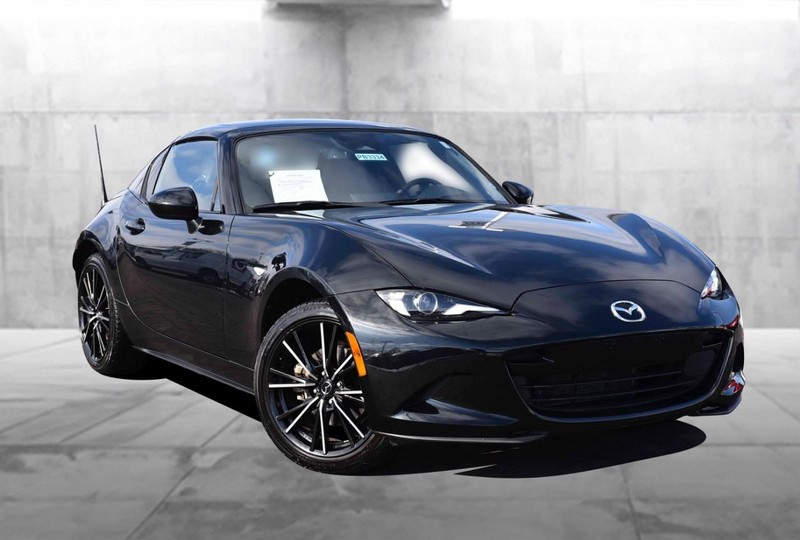 Mazda MX-5 Miata RF Vehicle Image 02