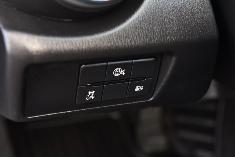 Mazda MX-5 Miata RF Vehicle Image 11