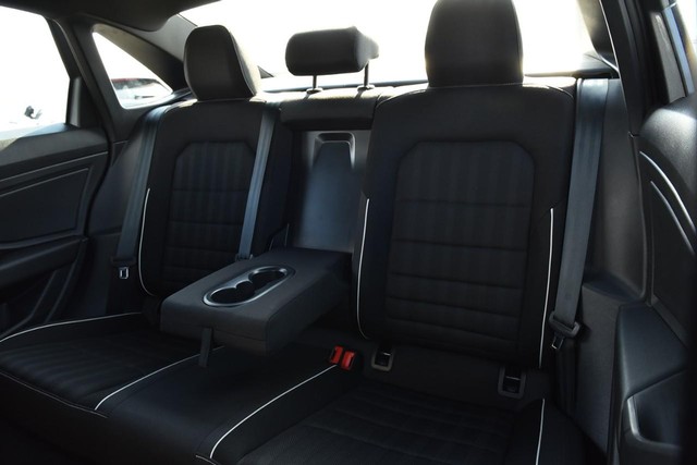 Volkswagen Jetta Vehicle Image 21