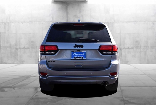 Jeep Grand Cherokee Vehicle Image 06