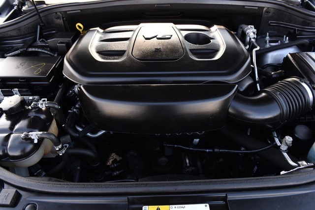 Jeep Grand Cherokee Vehicle Image 25