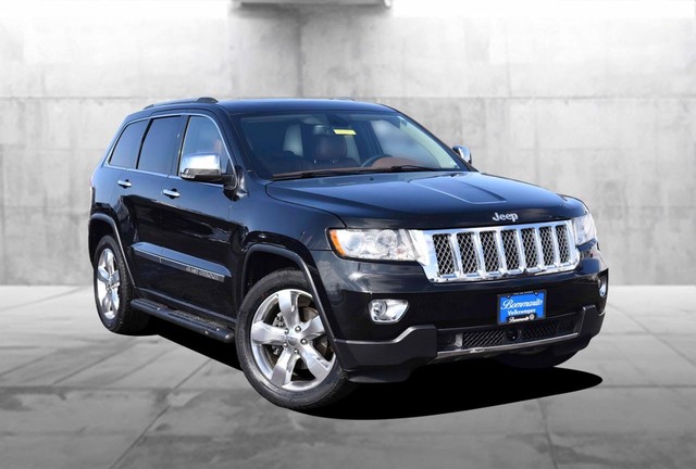 Jeep Grand Cherokee Vehicle Image 02