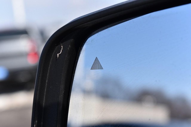 Jeep Grand Cherokee Vehicle Image 11