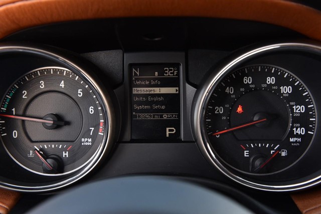 Jeep Grand Cherokee Vehicle Image 13