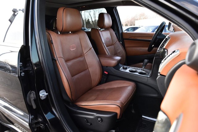 Jeep Grand Cherokee Vehicle Image 21