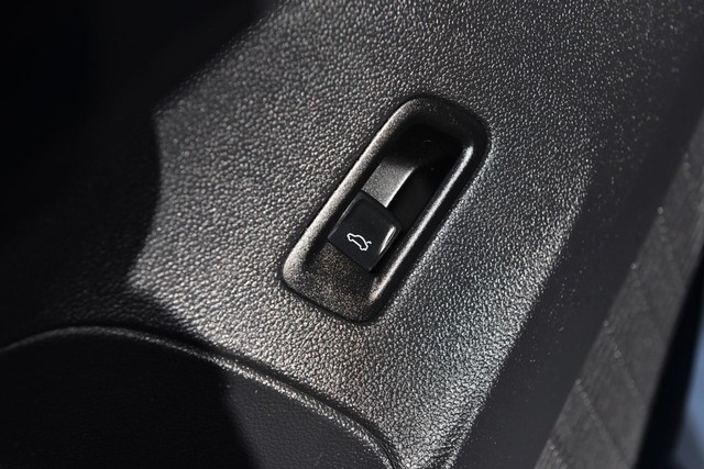 Volkswagen Atlas Vehicle Image 09