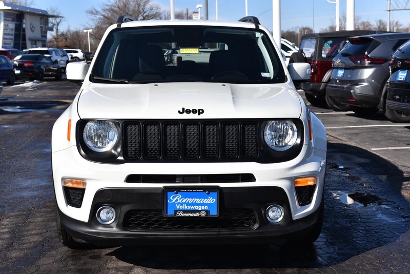 Jeep Renegade Vehicle Image 04
