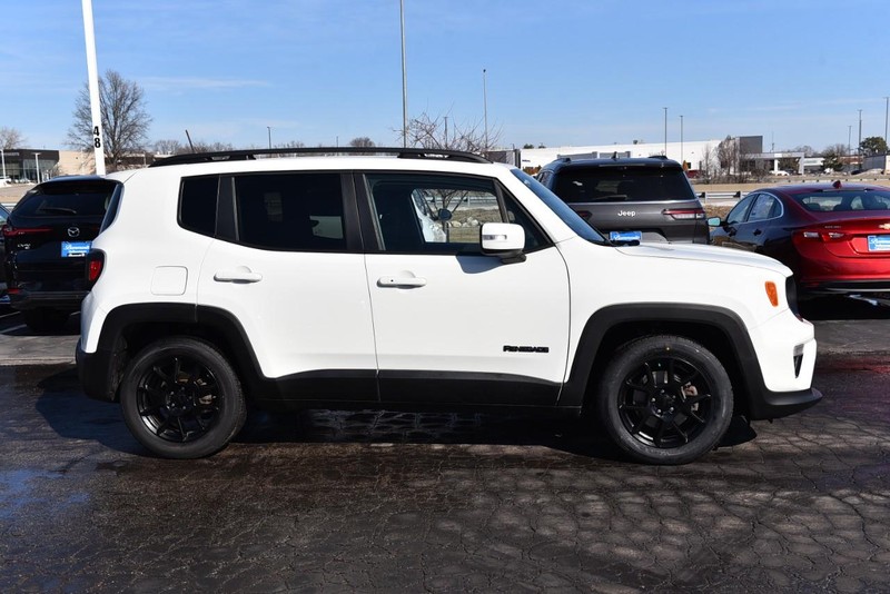 Jeep Renegade Vehicle Image 05
