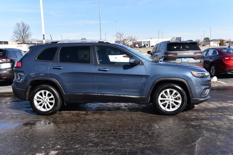 Jeep Cherokee Vehicle Image 05