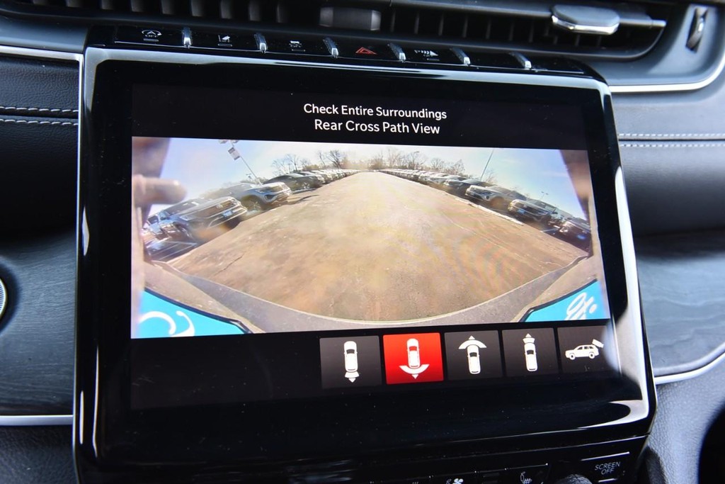 Jeep Grand Cherokee L Vehicle Full-screen Gallery Image 15