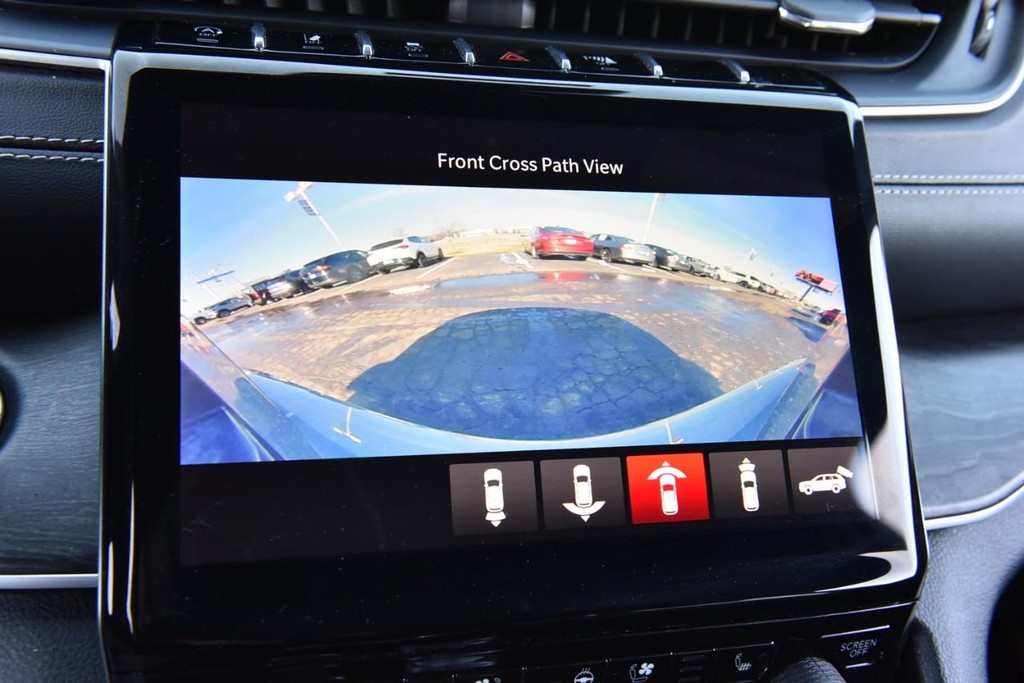 Jeep Grand Cherokee L Vehicle Full-screen Gallery Image 16