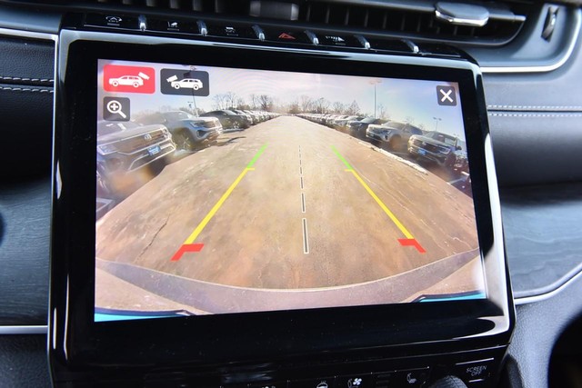 Jeep Grand Cherokee L Vehicle Image 18