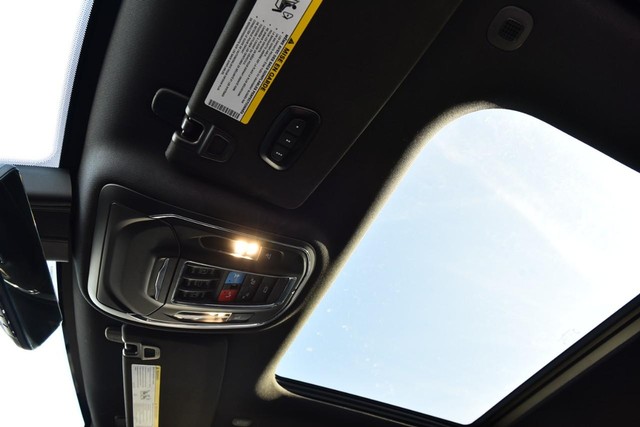 Jeep Grand Cherokee L Vehicle Image 27