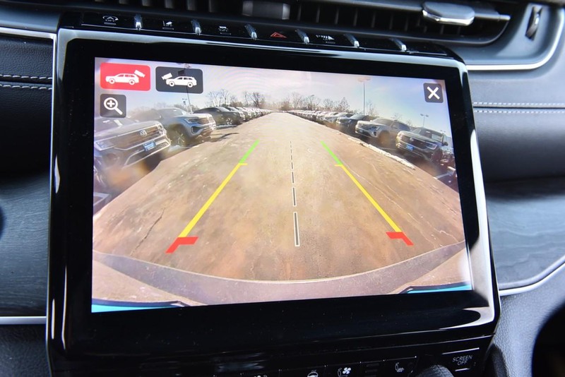 Jeep Grand Cherokee L Vehicle Image 18