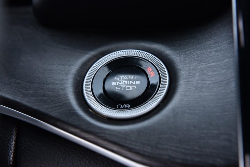 Jeep Grand Cherokee L Vehicle Image 20