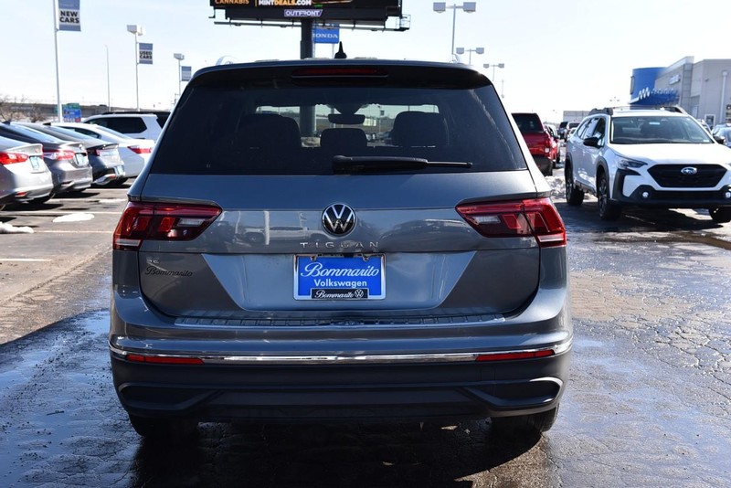 Volkswagen Tiguan Vehicle Image 06