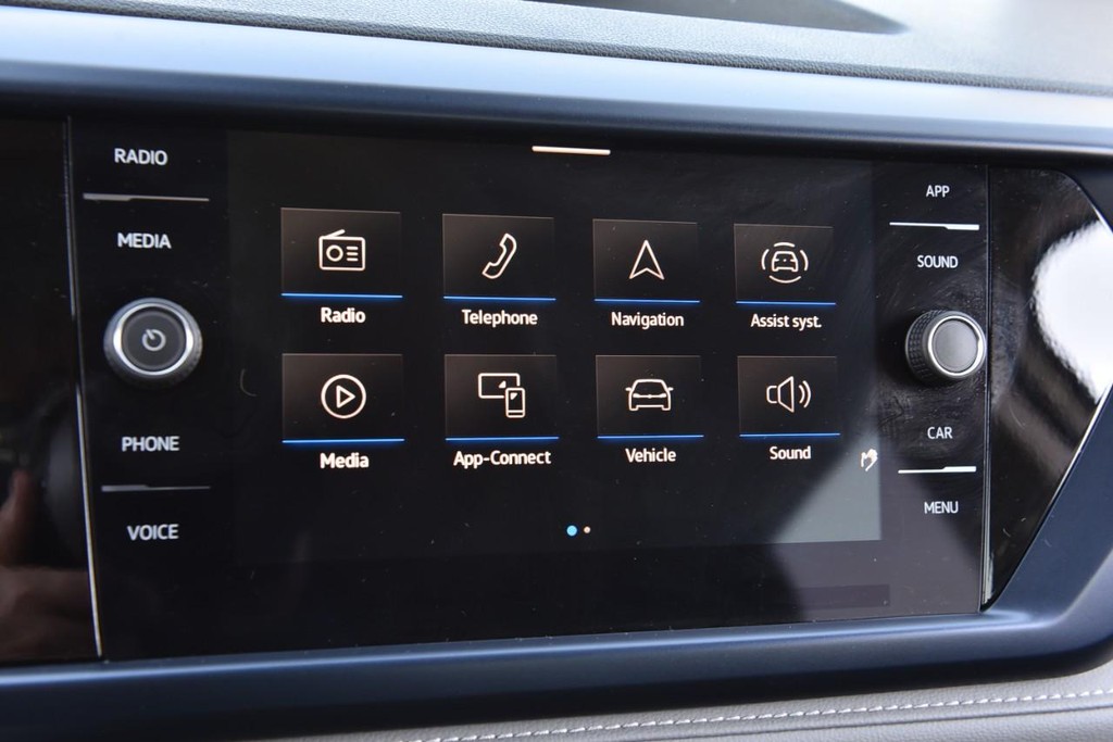 Volkswagen Taos Vehicle Full-screen Gallery Image 14