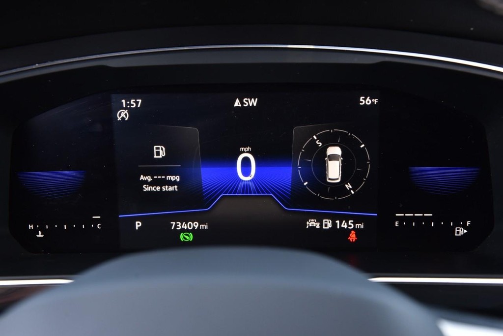 Volkswagen Tiguan Vehicle Full-screen Gallery Image 10