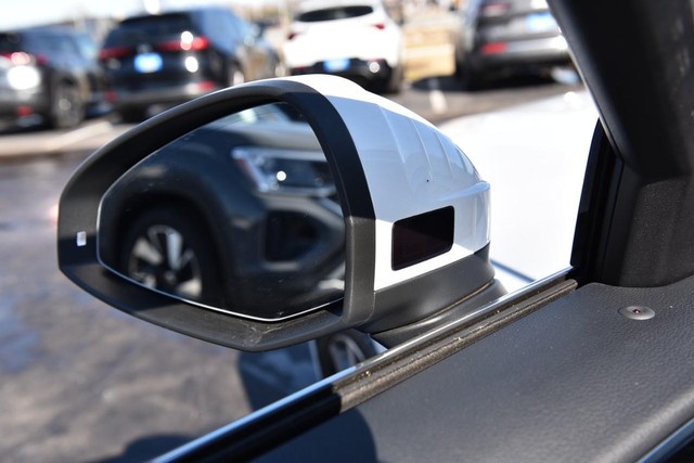 Audi A4 Sedan Vehicle Image 11