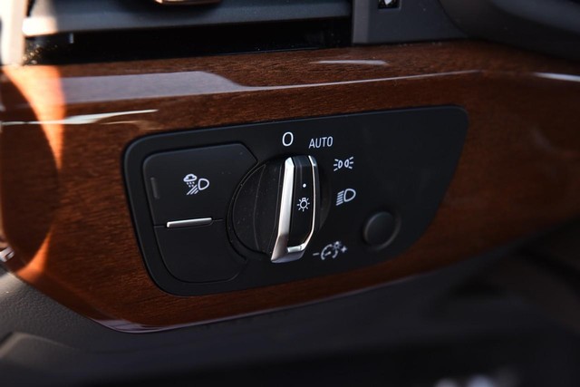 Audi A4 Sedan Vehicle Image 12