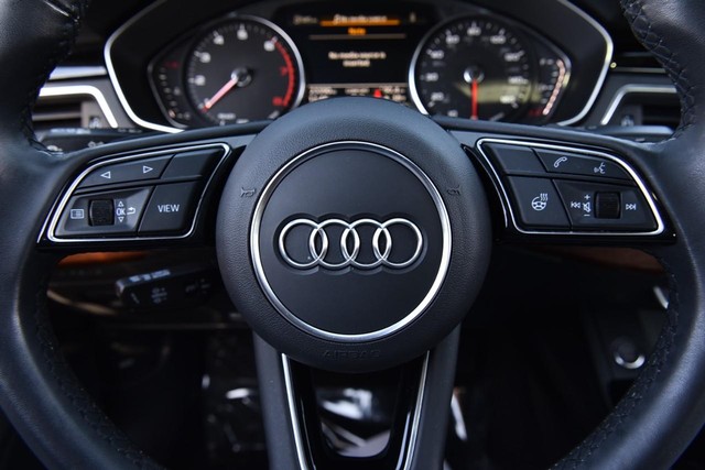 Audi A4 Sedan Vehicle Image 19