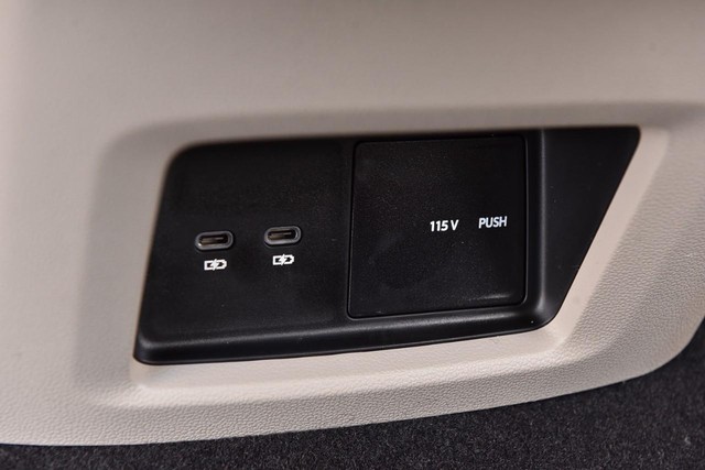 Volkswagen Atlas Vehicle Image 23