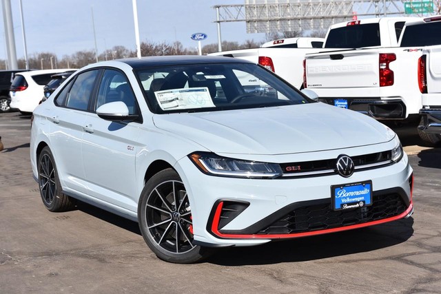 Volkswagen Jetta GLI Vehicle Image 02