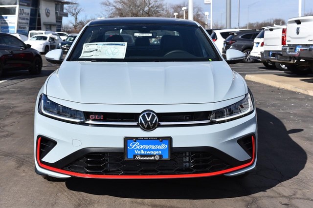 Volkswagen Jetta GLI Vehicle Image 04