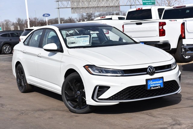 Volkswagen Jetta Vehicle Image 02