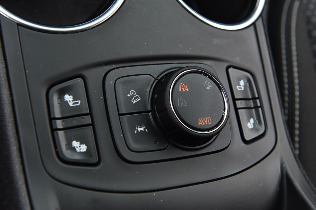 GMC Terrain Vehicle Full-screen Gallery Image 17