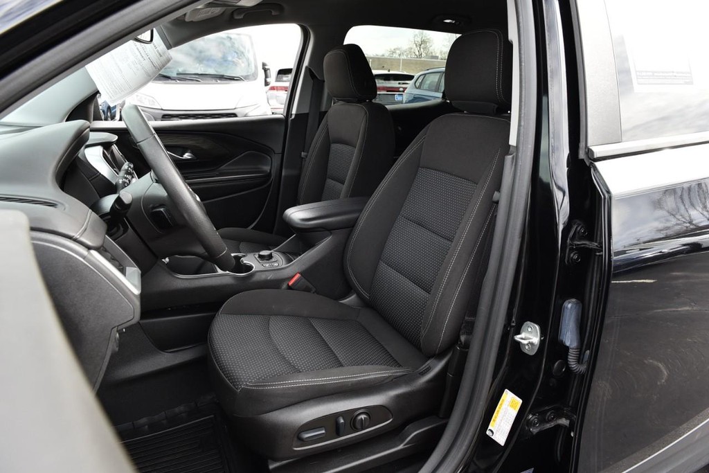 GMC Terrain Vehicle Full-screen Gallery Image 20