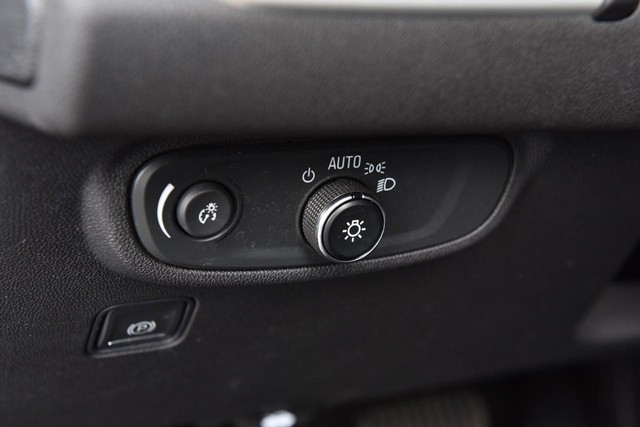 GMC Terrain Vehicle Image 11