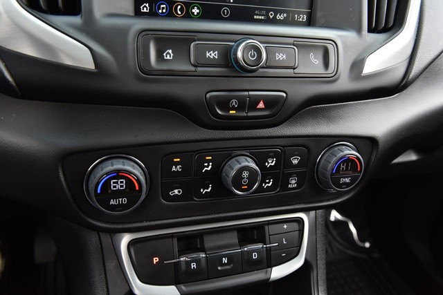 GMC Terrain Vehicle Image 15