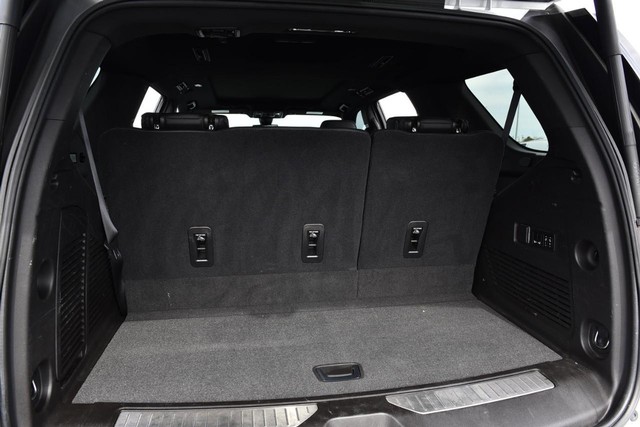 GMC Yukon Vehicle Image 30